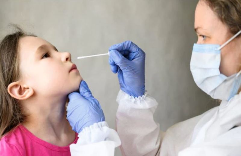 Spanish Mainstream Media Report That the Number of Children Hospitalized Due to C0VID Is Increasing