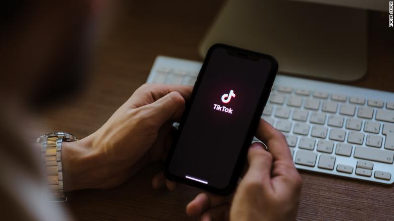 FCC Commissioner Calls on Apple and Google To Remove TikTok From Their App Stores