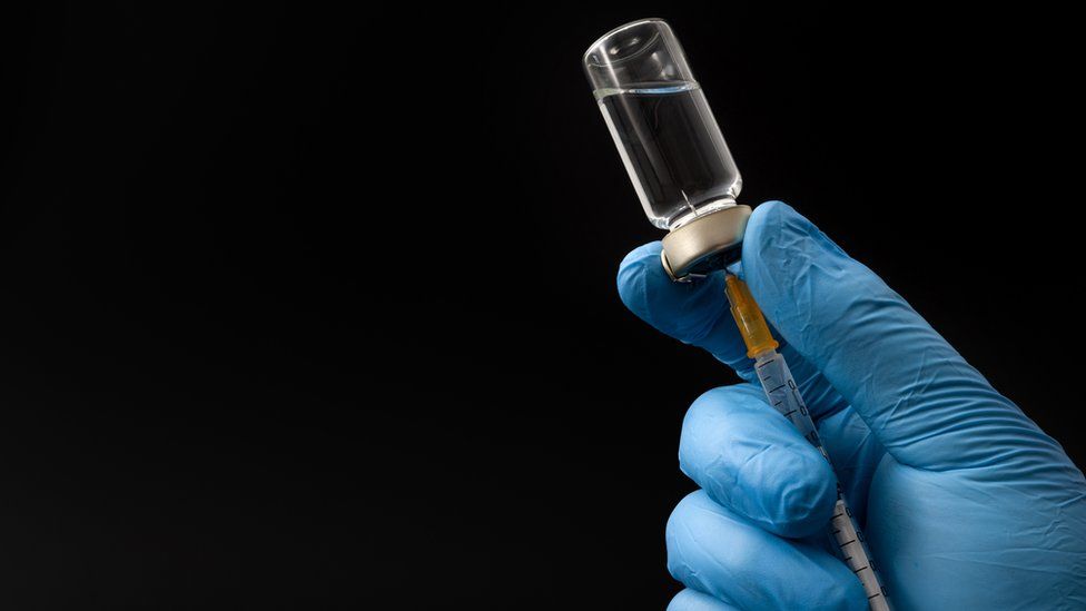 How to Reduce the Deadly Effects of the Experimental Injections, Killing on Mass?