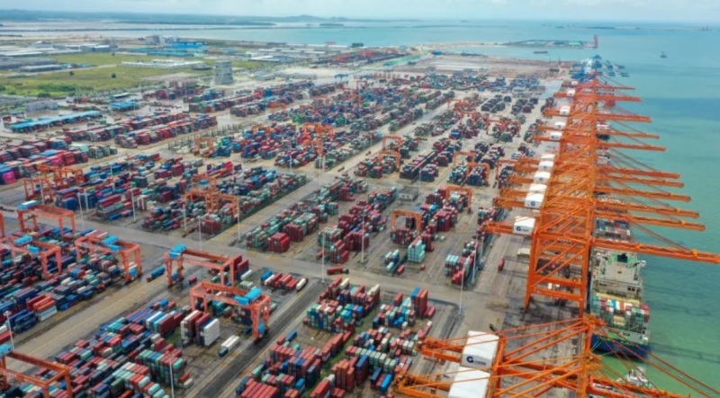 Global Economy in Freefall: China Manufacturing Orders Drop 40%. World Economy Heads for One of its Worst years in Three Decades