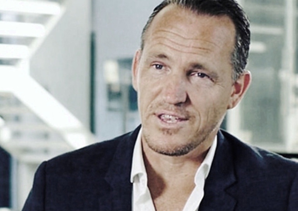 Australian National Review Founder Says, “Nothing Changes, If Nothing Changes-Make Simple Changes Today, such as Dumping Globalists Platforms and Products”