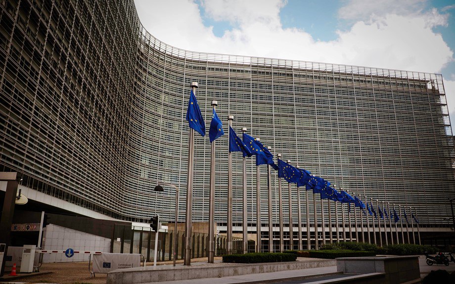 EU Opens Probe Into X in Test of New Tech Rules, Pressure on TikTok, Meta
