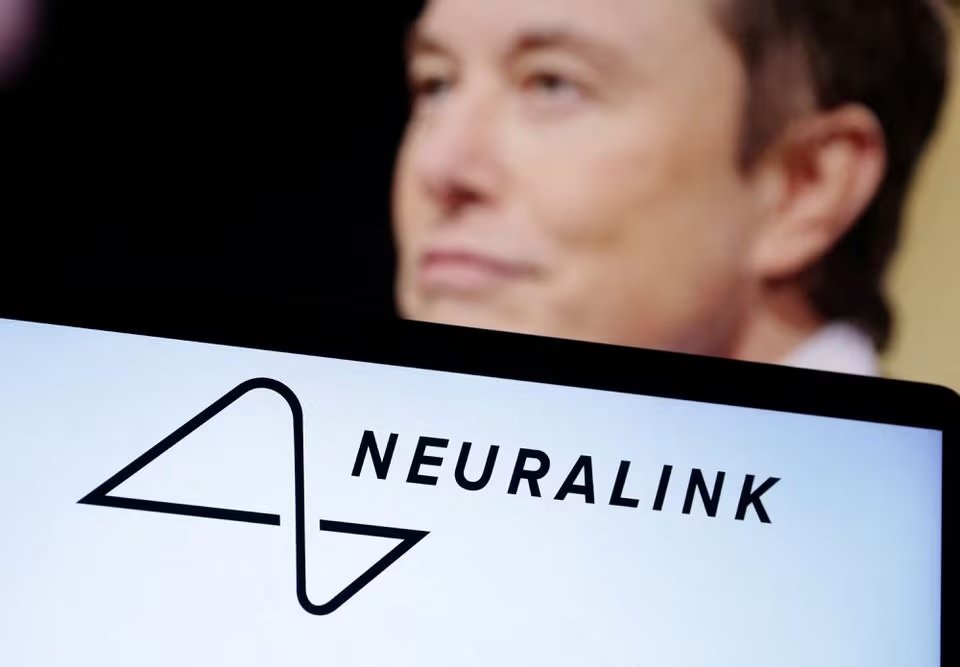Elon Musk Announces First Successful Implantation of Neuralink Chip in Human Brain