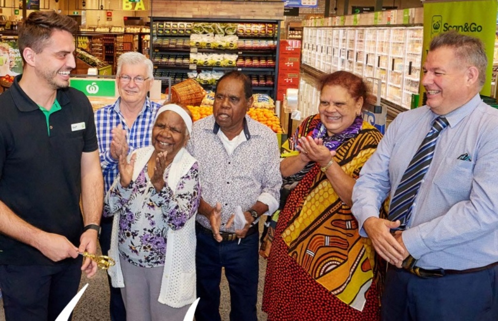Boycott Woolworths: Imagine Pocketing Over $7 Million a Year (and the Top 4 almost $20 Million a Year) and Yet You are So Out of Touch with your Customers and Australian Society, that your Mismanagement over Australia Day has Resulted in Millions of Consumers Boycotting Your Business
