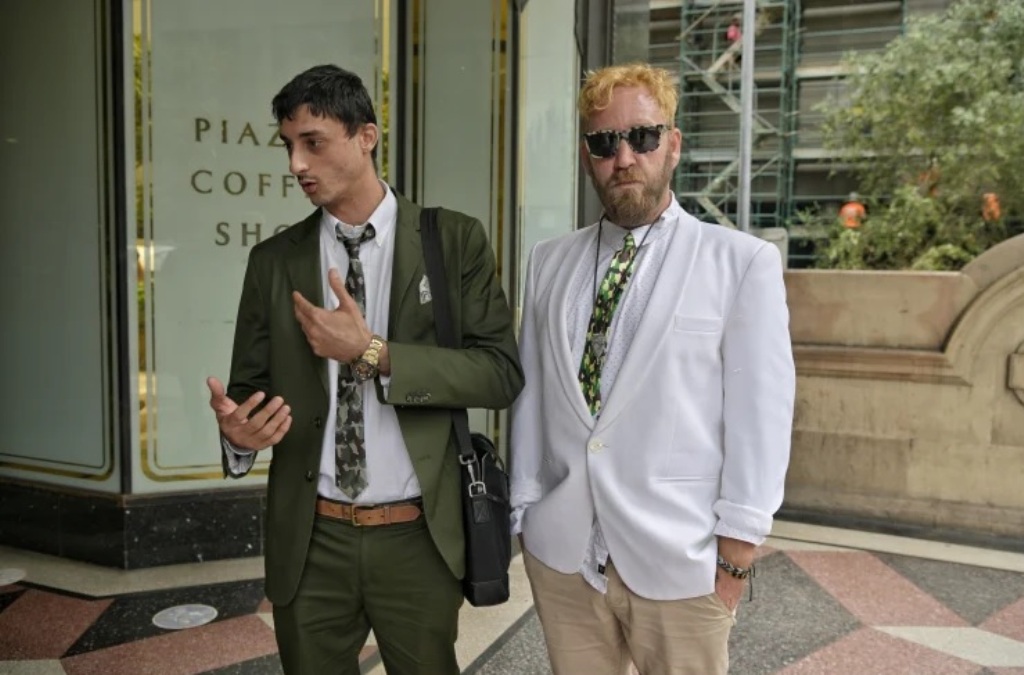 Charges Dropped Over Marijuana Activists’ Opera House Stunt