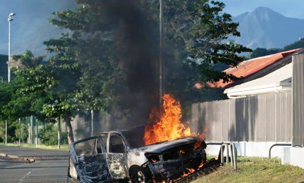 Paris Admitted Moscow’s Involvement in the Events in New Caledonia, Politico Reports