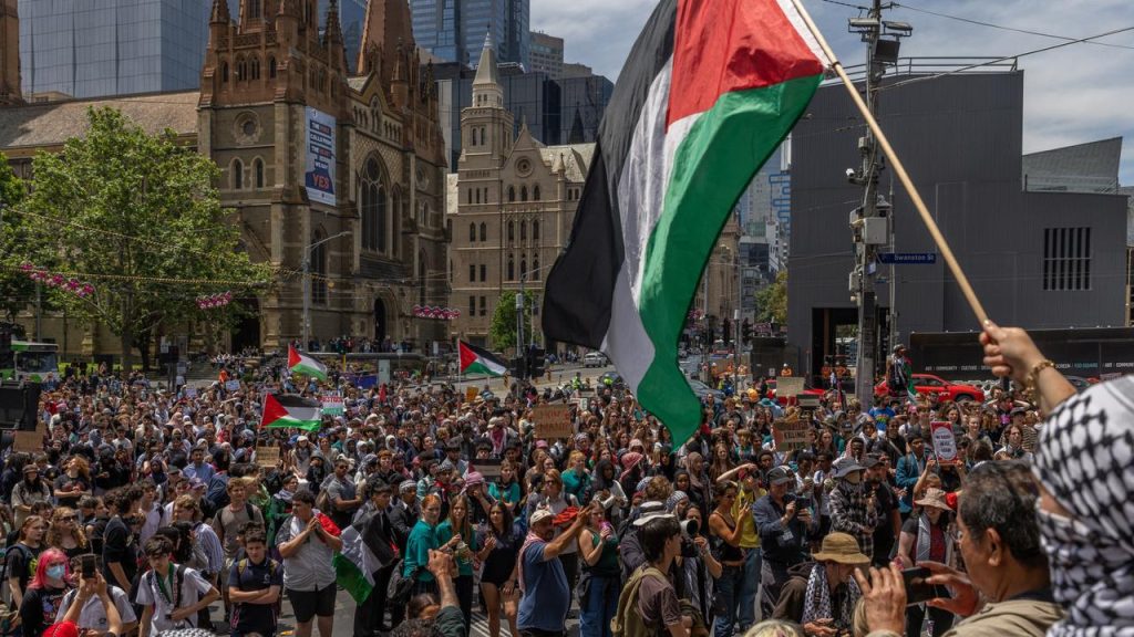 Pro-Palestinian Aussies Take to the Streets of Melbourne and Chant ‘All Zionists are Terrorists’