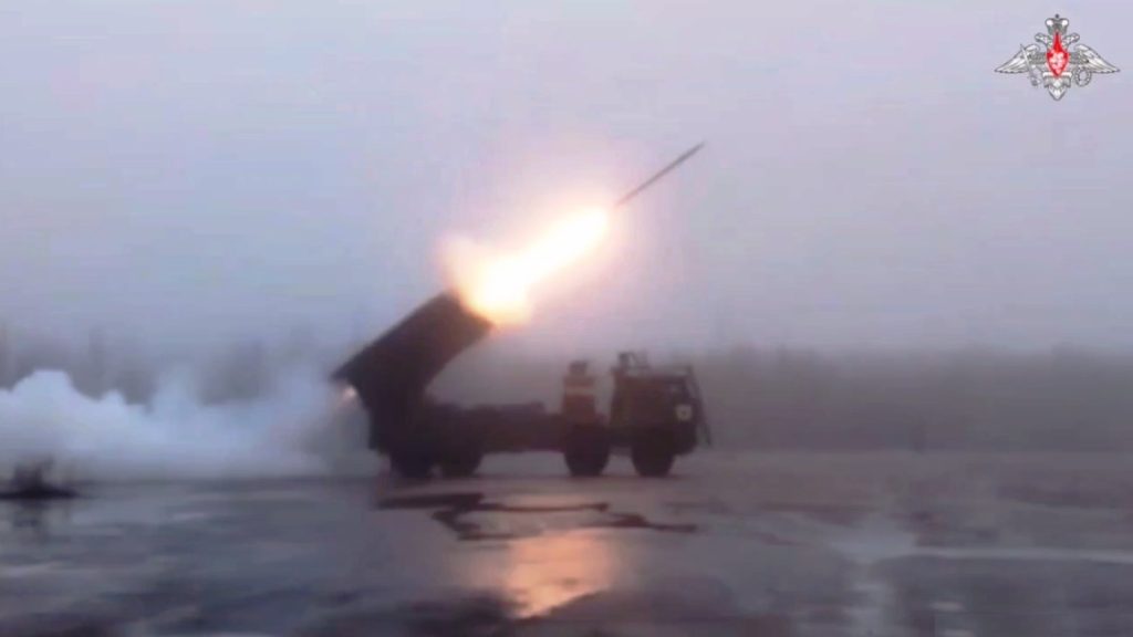 Rare Front Line Footage of a Zemledeliye Russian Remote Minelaying System in Action Near Krasnoarmeysk