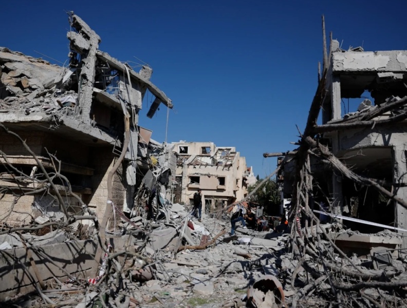 UK Moves Jets to Middle East as Starmer Refuses to Rule Out Defending Israel