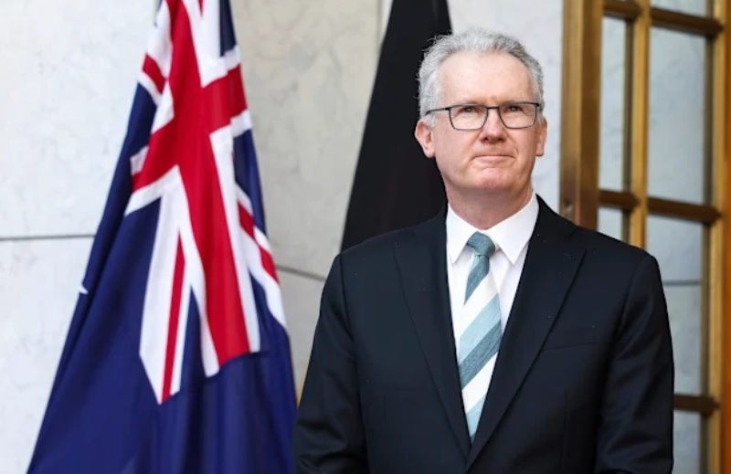 ‘Couldn’t Care less About Free Speech’ Says Burke on Blocking Dozens of Visas