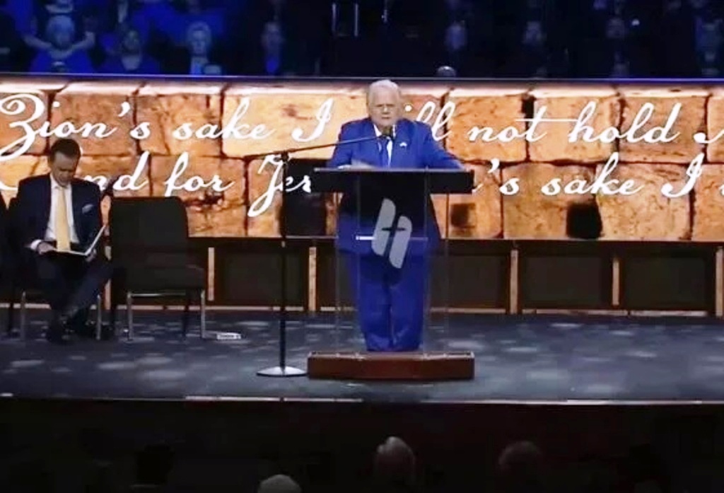 Christian Zionist Pastor John Hagee Declares that Jews are a “Chosen People” who Stand above all Others on Earth, Including Americans