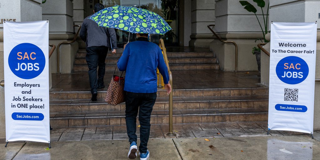 Small Businesses Cut 120,000 Jobs in November, ADP Says