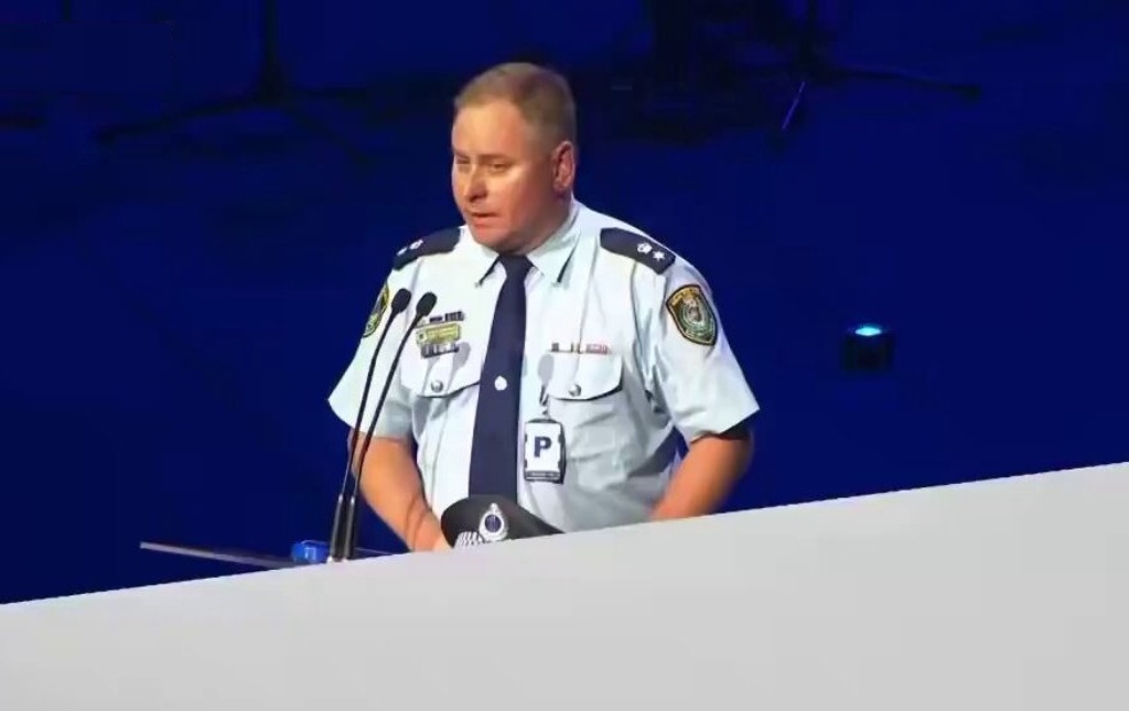 LEAKED VIDEO Chris Minns Instructed Police to Beat up Australians to “Clear a Path” for 7,000 Israelis Attending Herzog’s Speech in the CBD