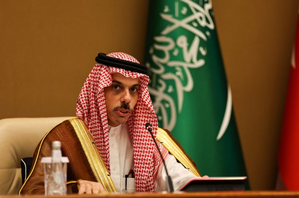 The Revelation By The Saudi Foreign Minister: If The Pakistani Intelligence Services Had Not Provided Us With Timely Information, We Would Not Have Known That The Attack On The Oil Refinery Had Been Carried Out By Israel And Not By Iran