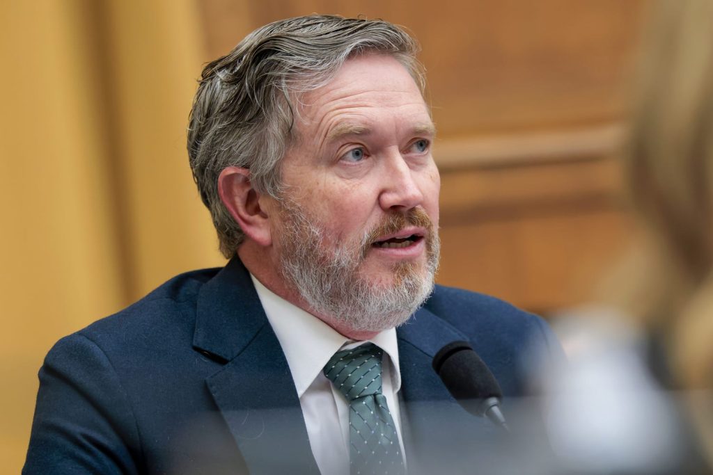 Thomas Massie’s Opponent is ‘Funded by THREE JEWISH BILLIONAIRES’ — MTG