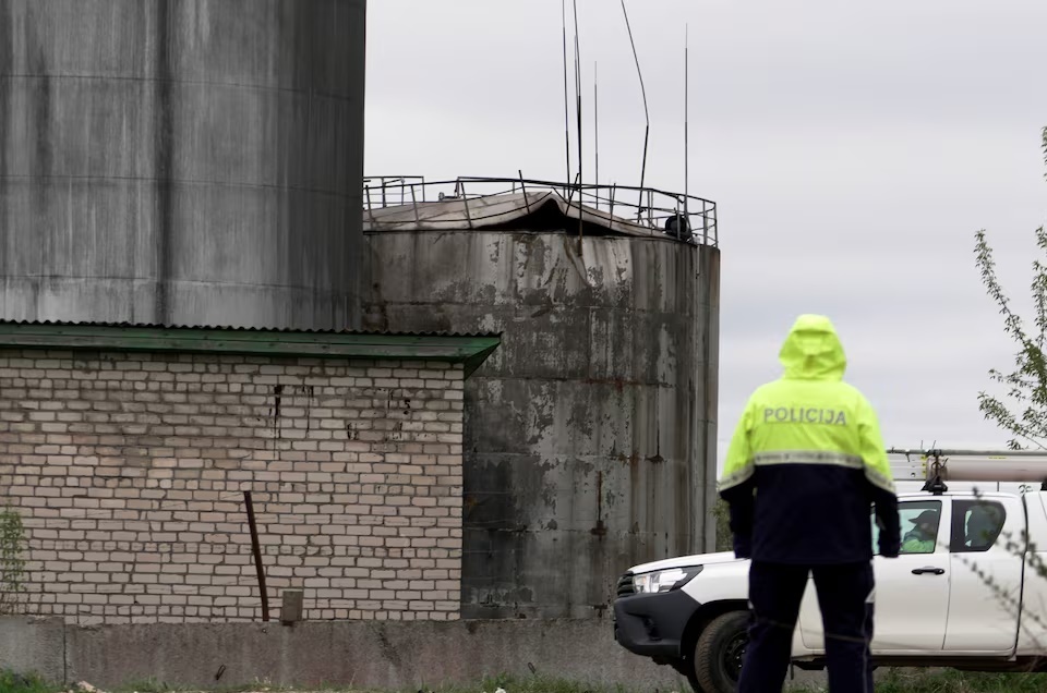 Latvian Defence Minister Resigns After Ukrainian Drones Hit Oil Tanks