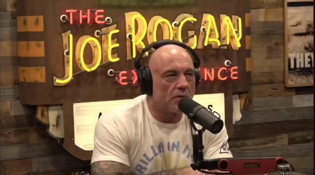 The Tick Thing Is Nuts – Joe Rogan & Congressman Tim Burchett Don’t Mince Words: It’s Bill Gates