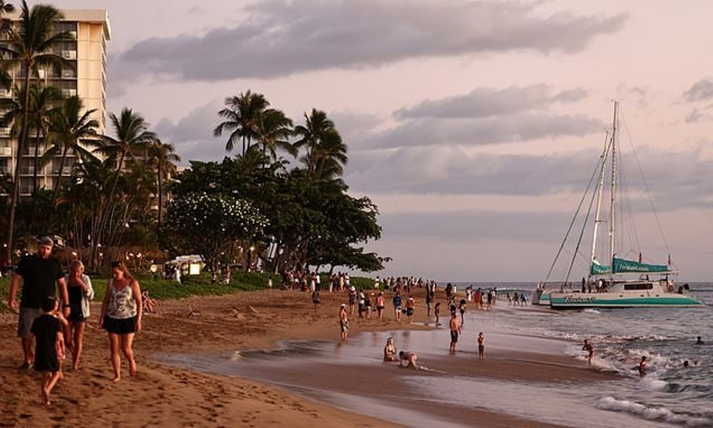 Officials Back Desperate Sand Rescue Plan to Save Picturesque Hawaii Beach Vanishing Into the Sea… But Locals Fear It Could Do More Harm than Good
