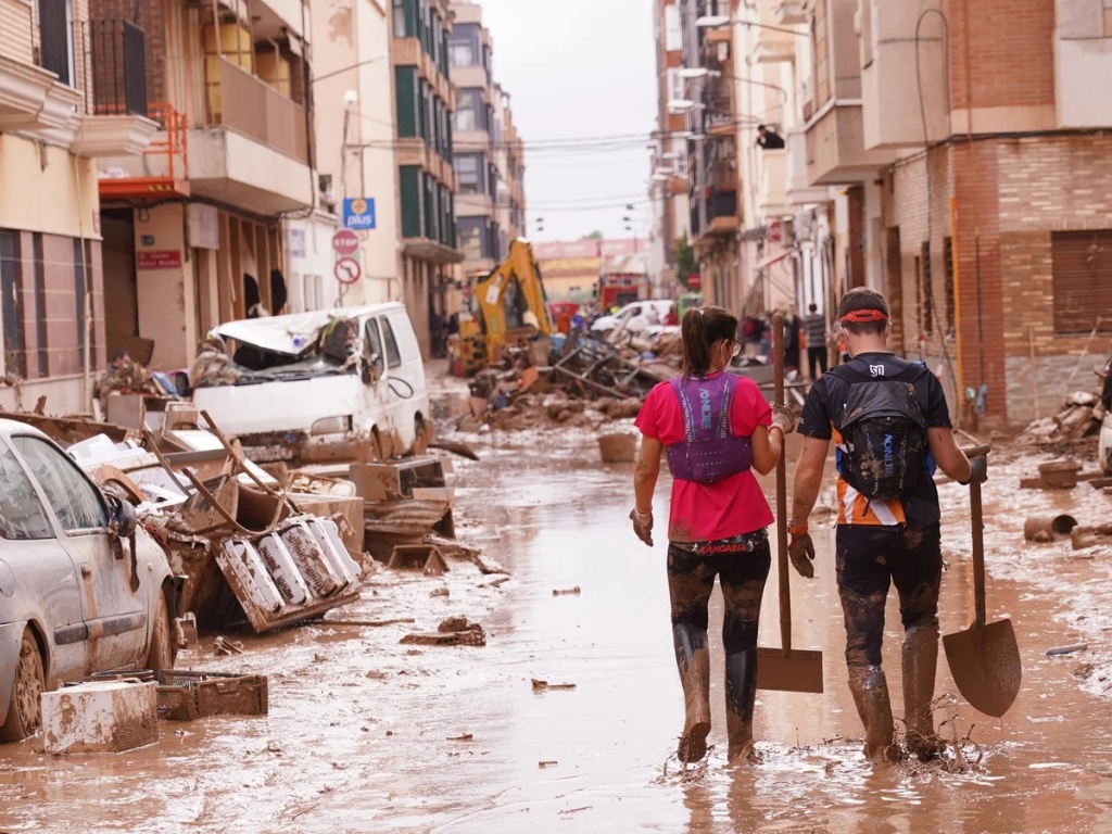If You Don’t Know it’s Israel Flooding Spain with Illegal Immigrants, Flooding Europe, Flooding America and also Flooding Australia. Then Start Studying
